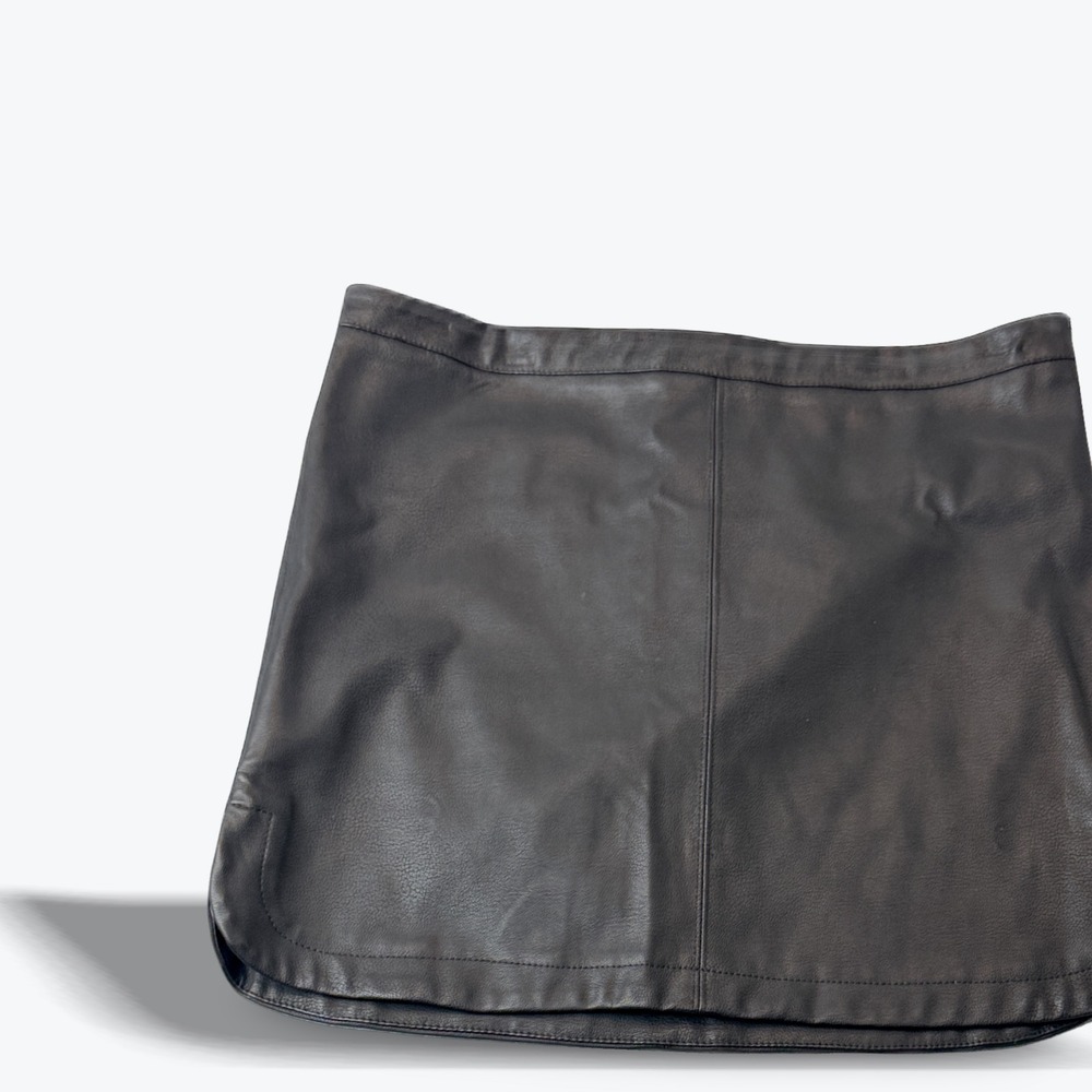 DAVID LERNER Faux Leather Mini Skirt Zipper Detail XS Grunge Punk